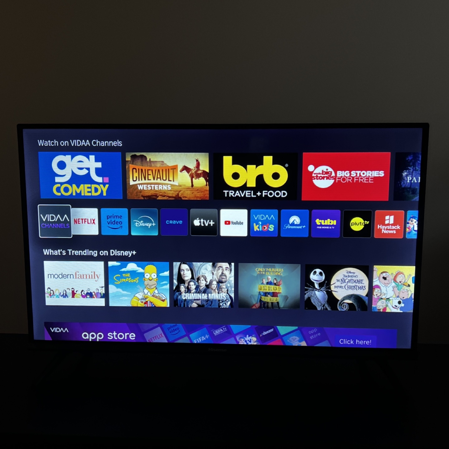 Hisense 32 inch Smart TV - photo 2