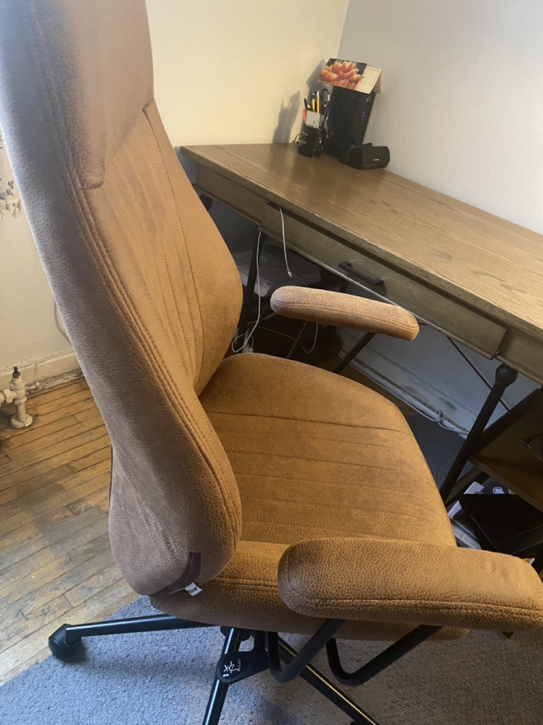 Brown Office Chair with Adjustable Height - photo 2