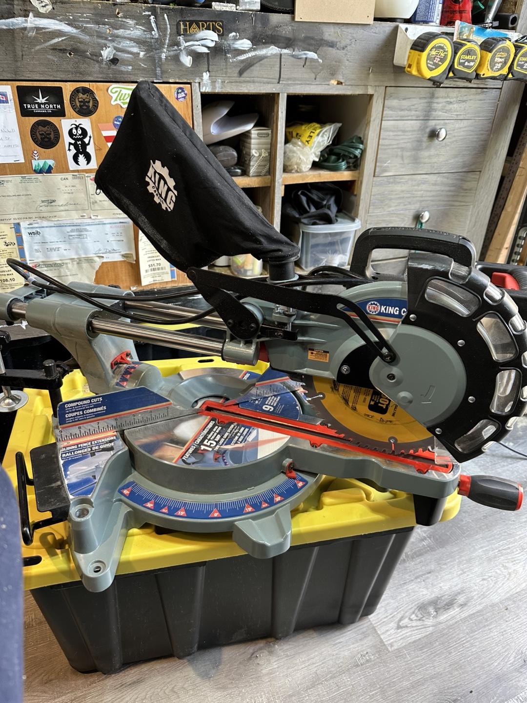 King Canada 10-Inch Sliding Compound Miter Saw