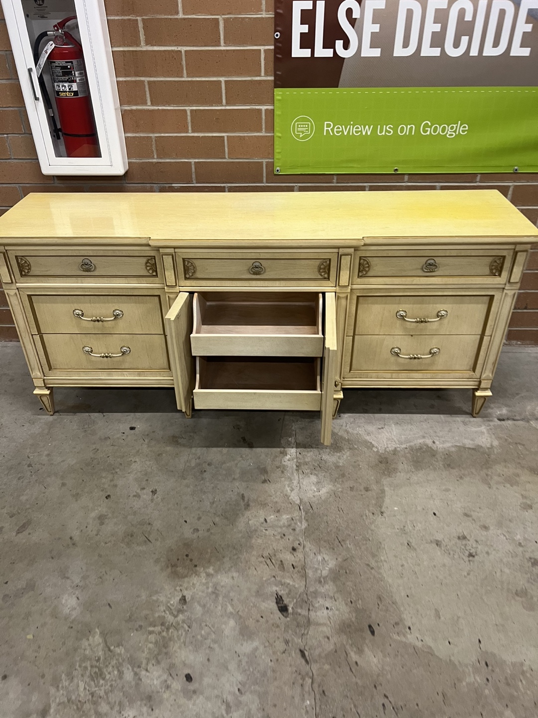Vintage Dresser - photo 5