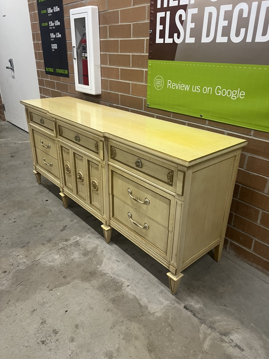 Vintage Dresser - photo 3