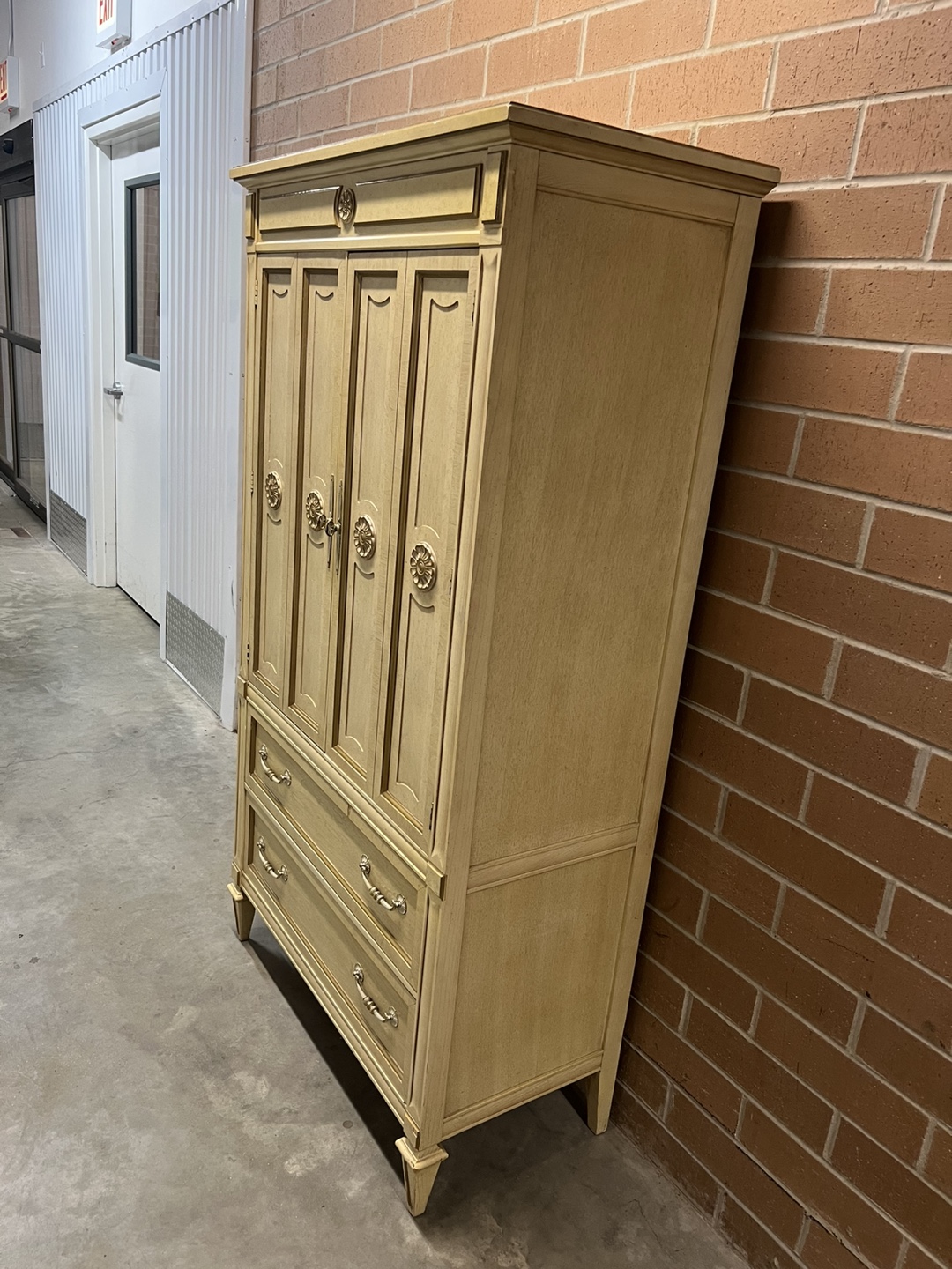 Vintage Armoire Wardrobe Dresser - photo 2