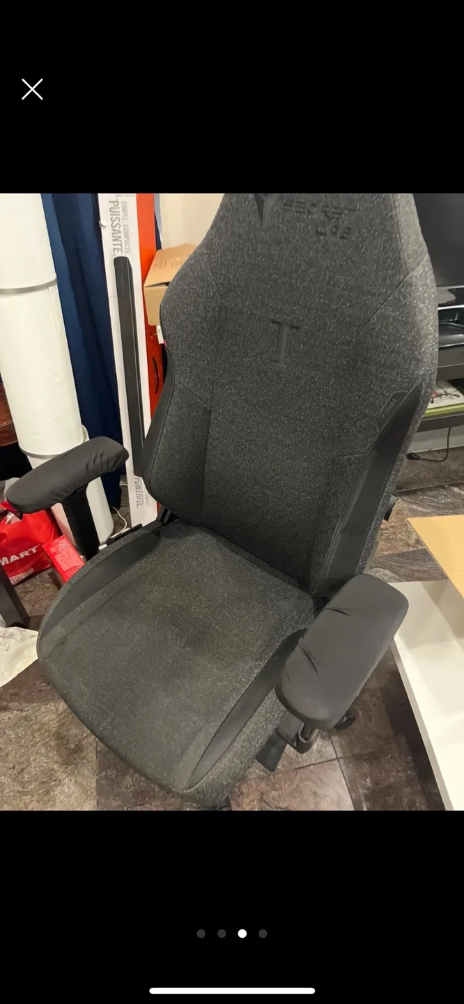 Secretlab Titan Evo 2022 Gaming Chair image indicator(2)