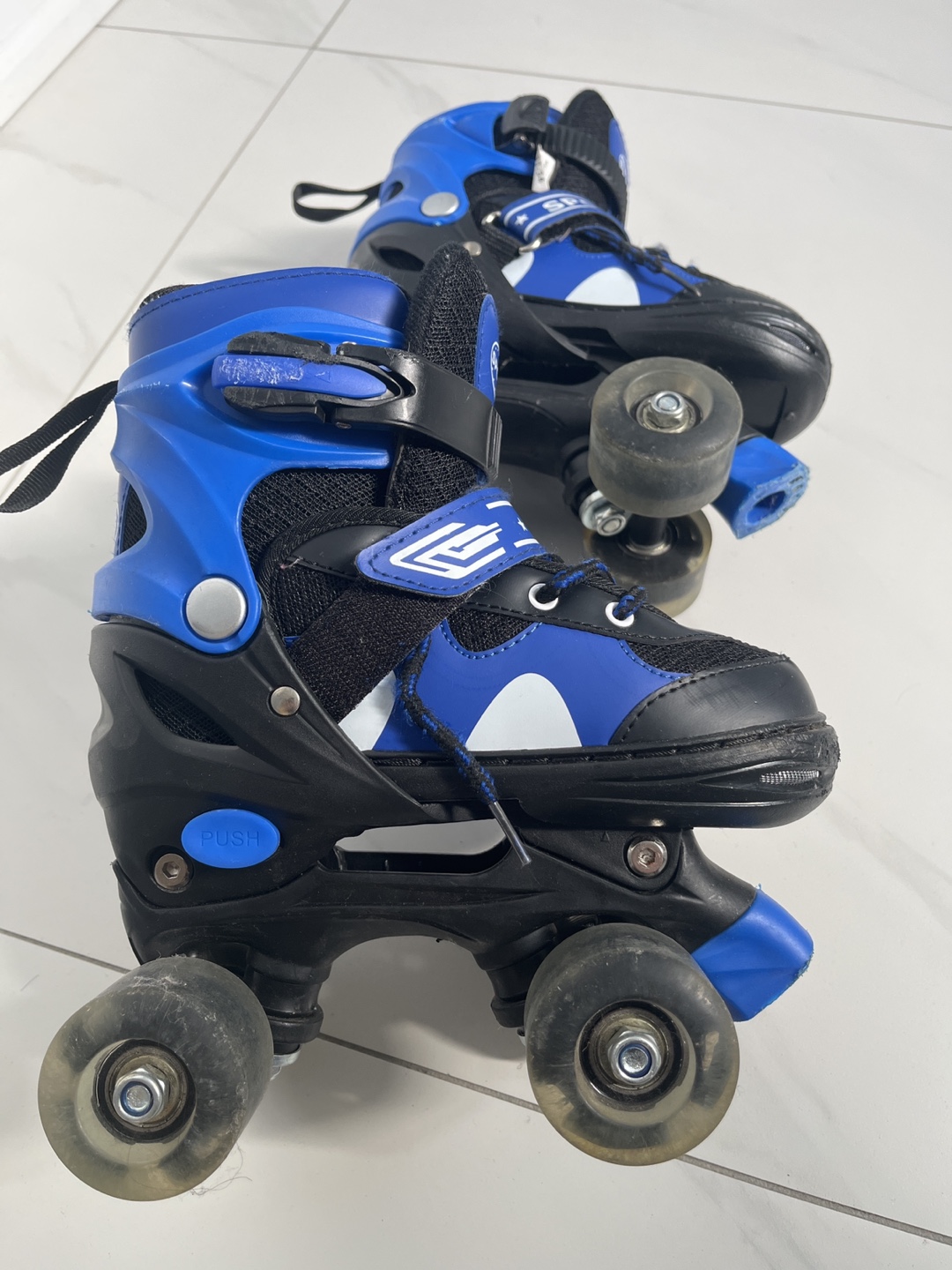 Kids Inline Adjustable Skates Size 31-34 - photo 2