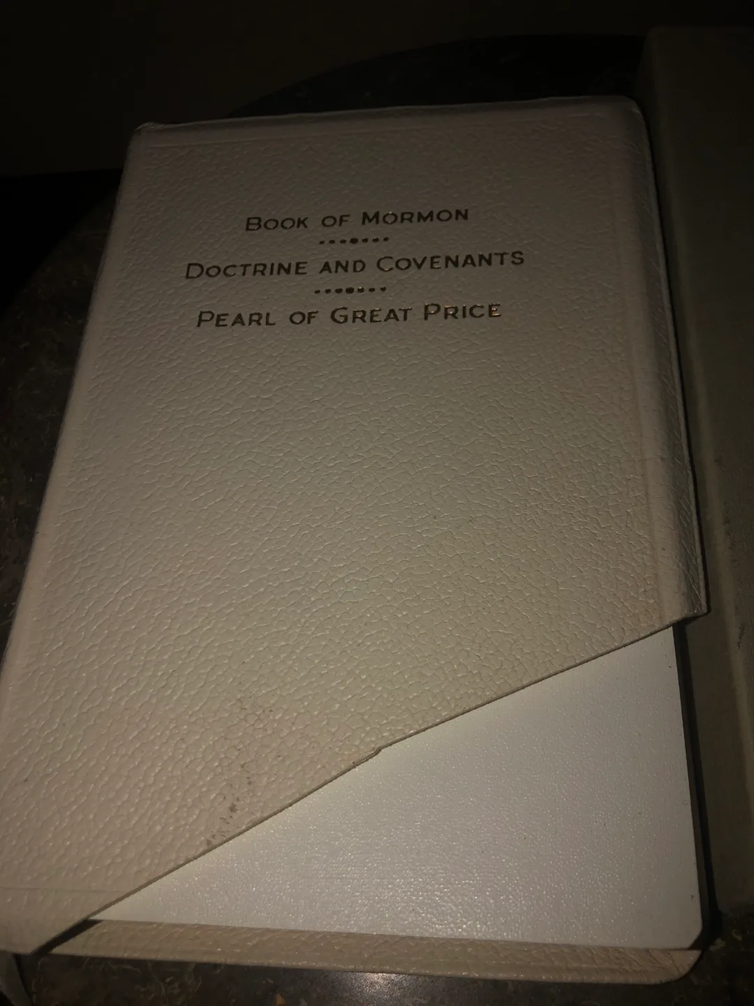 Book of Mormon, Doctrine and Covenants, Pearl of Great Price image indicator(2)