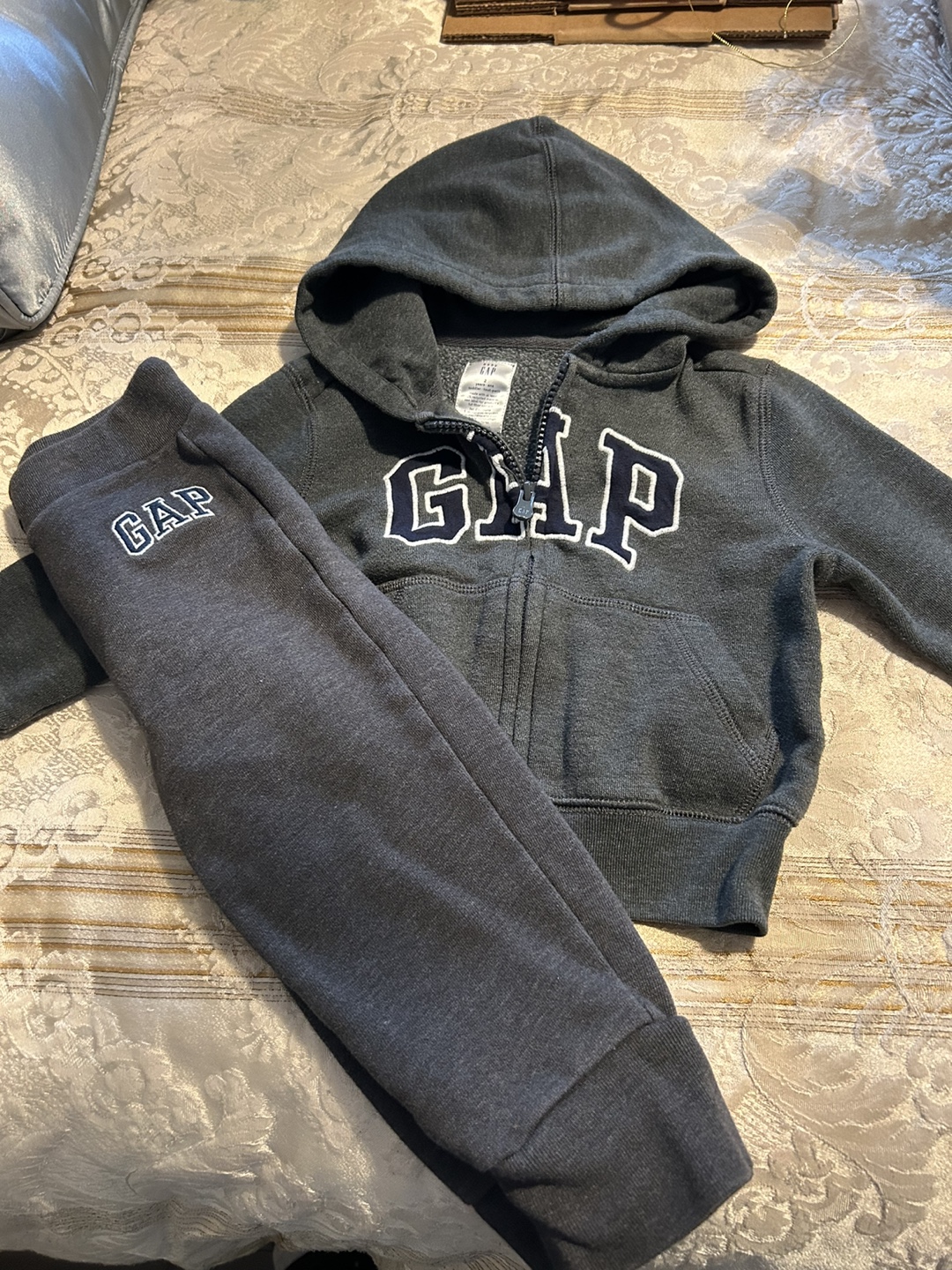 Gap Baby Toddler Size 2 Grey Hoodie and Pants Set