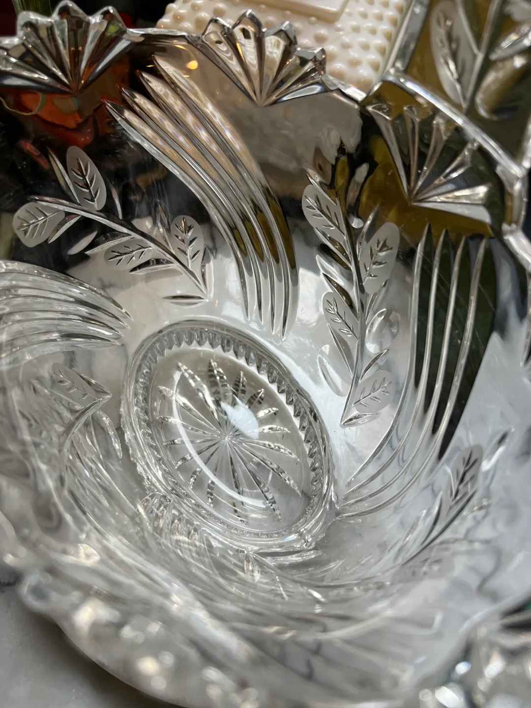 Vintage Crystal Basket image indicator(4)