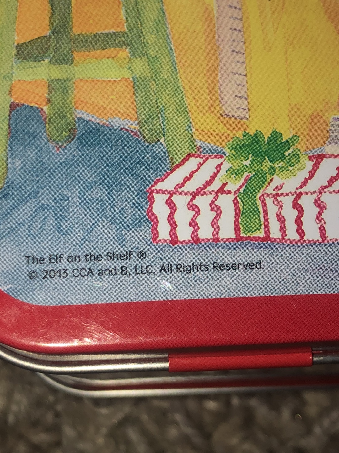 Elf on the Shelf Tin Puzzle - photo 3