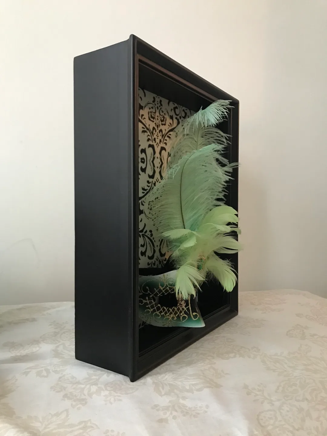 Framed Venetian Mask 🧡 image indicator(2)