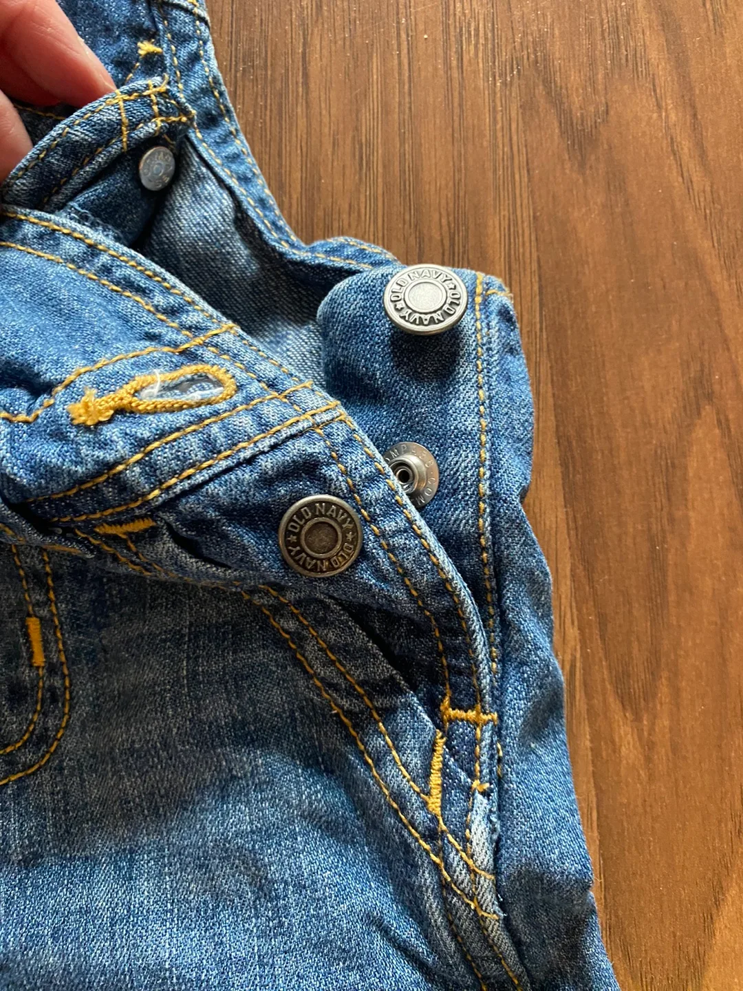 Old Navy Baby Denim Overalls 0-3 🧡 image indicator(5)