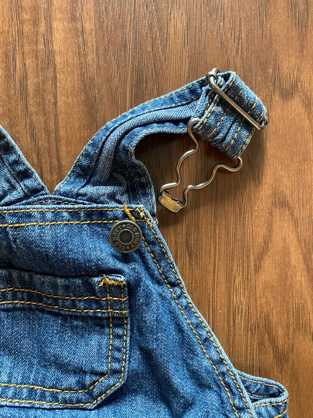 Old Navy Baby Denim Overalls 0-3 🧡 image indicator(3)