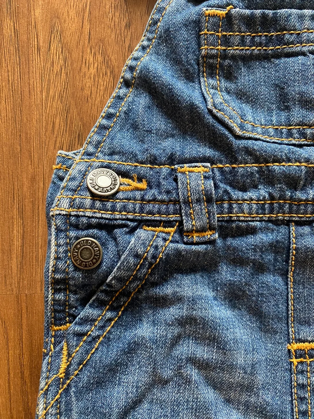 Old Navy Baby Denim Overalls 0-3 🧡 image indicator(2)