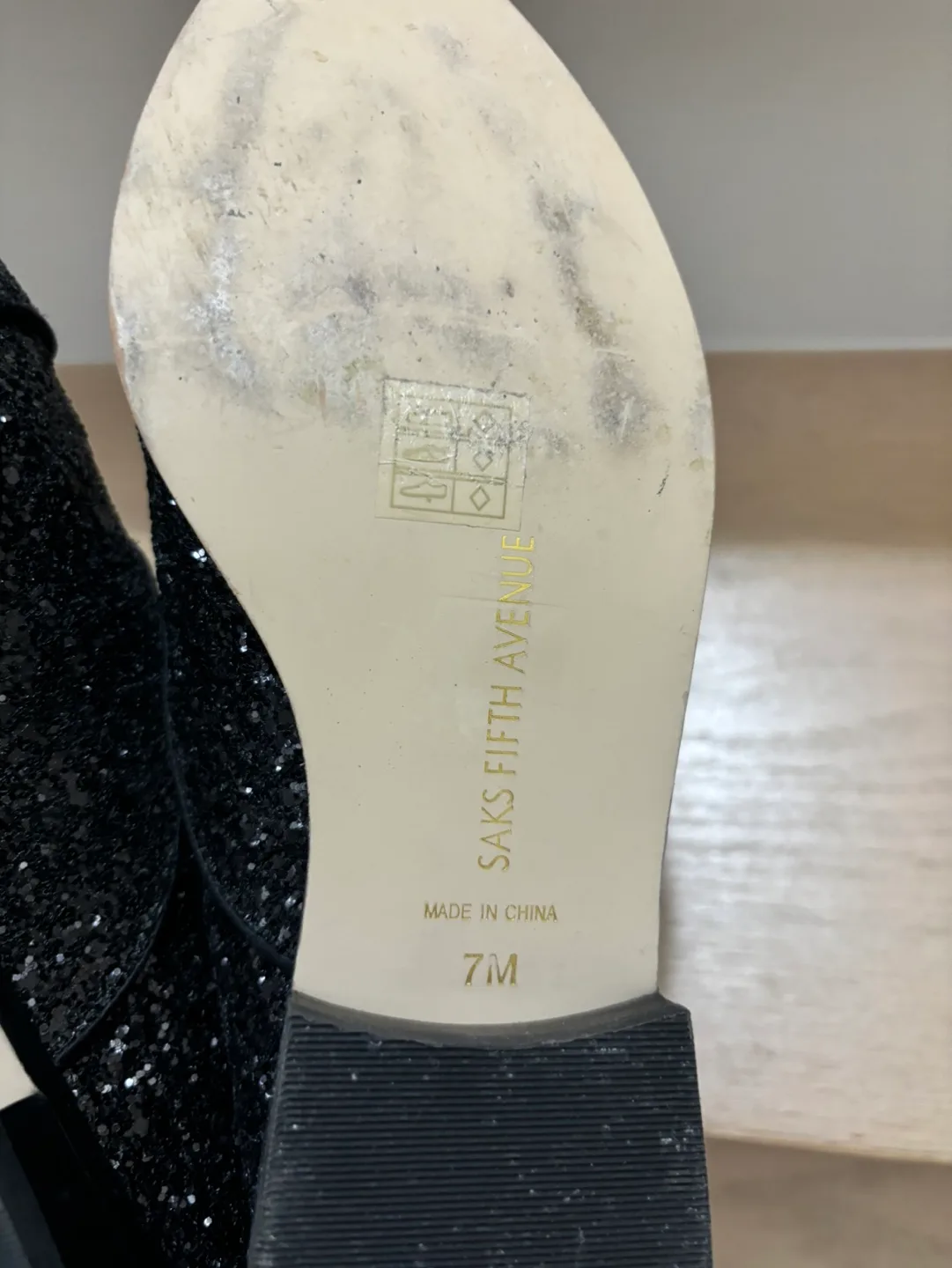 Black Glitter Oxfords Saks fifth ave (like new) image indicator(3)