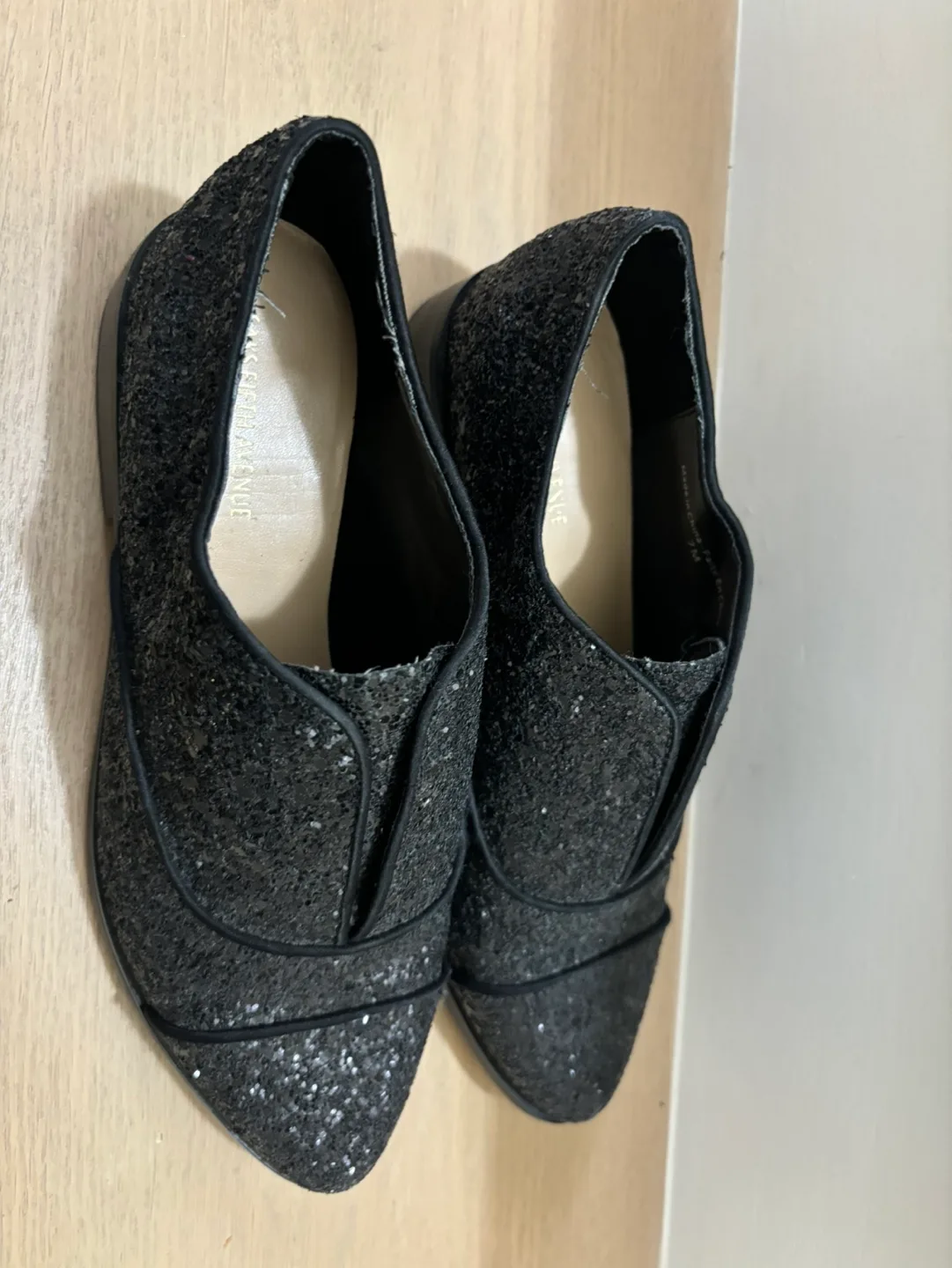Black Glitter Oxfords Saks fifth ave (like new) image indicator(2)