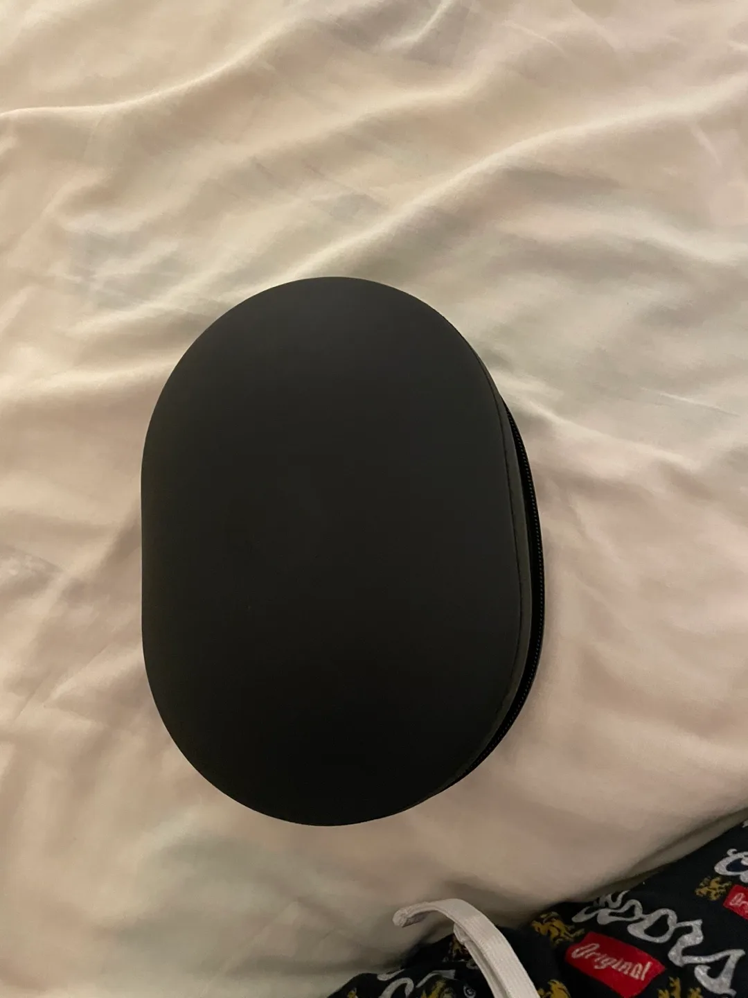 Beats by Dre Wireless Headphones image indicator(3)