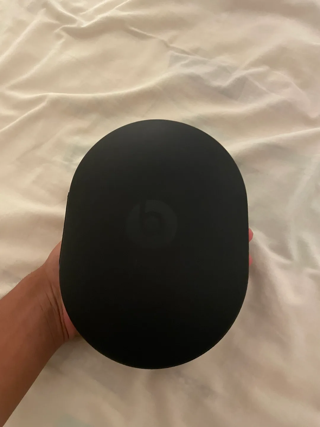 Beats by Dre Wireless Headphones image indicator(2)