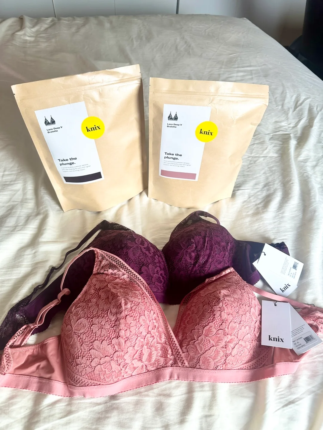 Two Lace Bras, Knix Size XXL (40B-DD) image indicator(2)