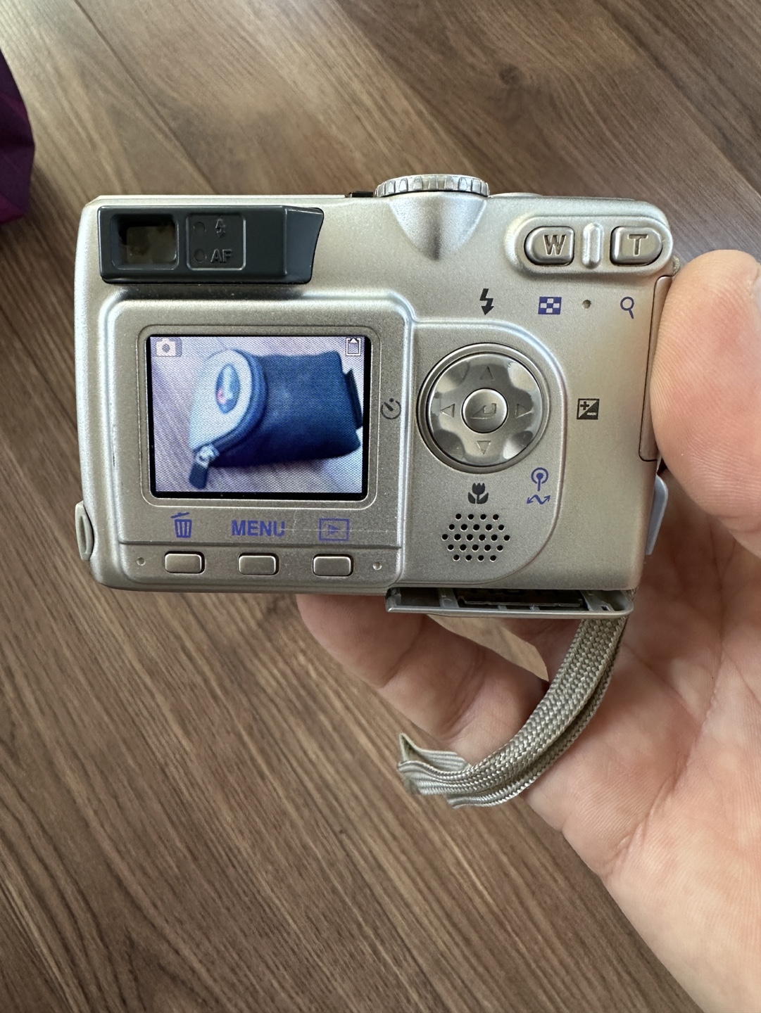 Nikon Coolpix 5200 Digital Camera - Silver - photo 4