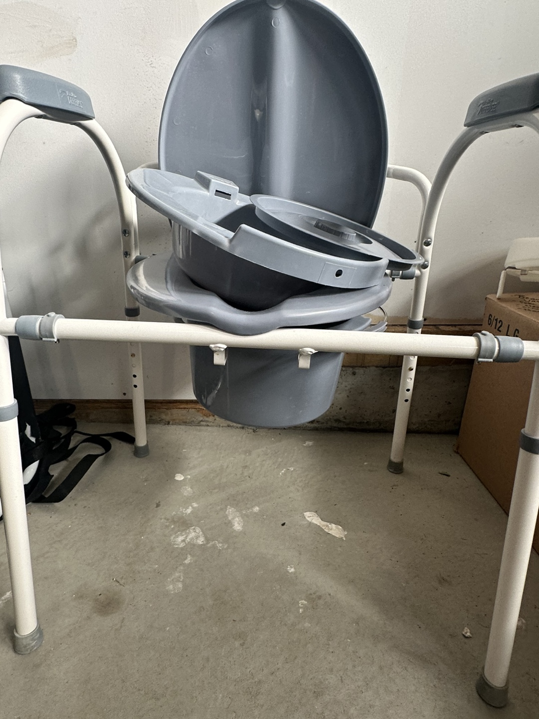 Portable toilet - photo 2