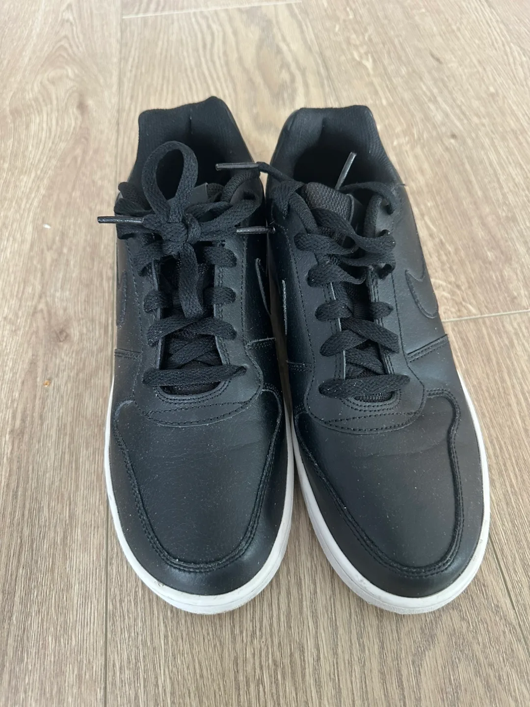 Nike Court Borough Low 2 image indicator(3)