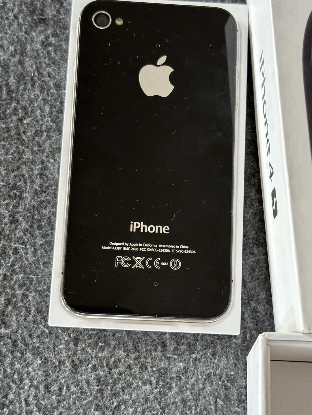 iPhone 4S 32 GB - photo 4