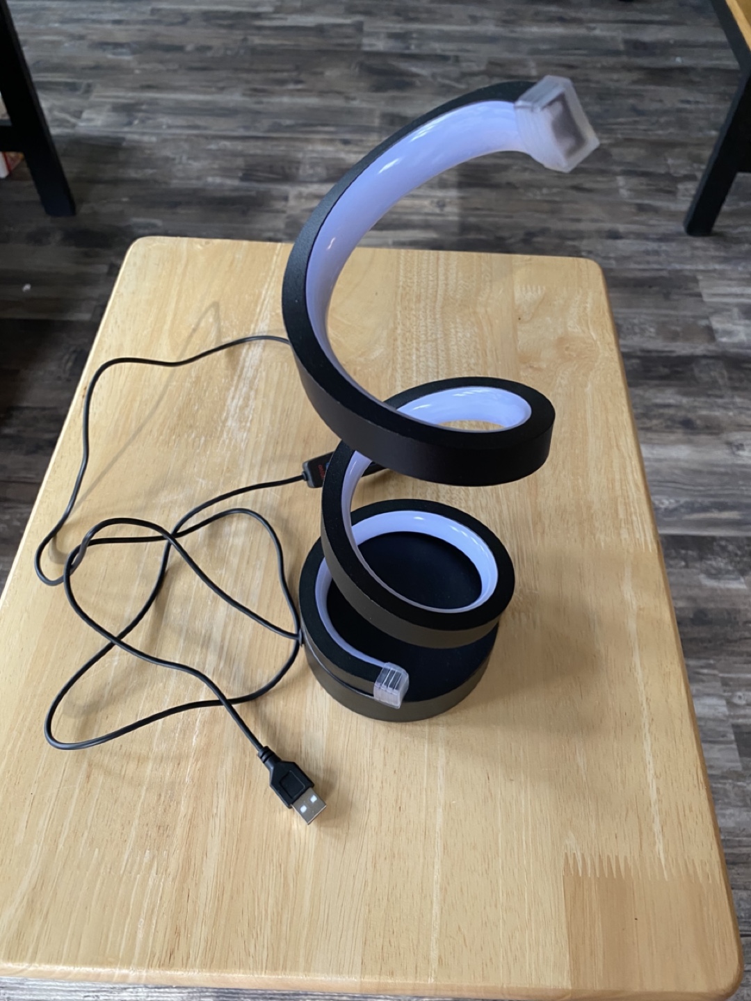 Spiral LED Desk Lamp 🧡 - photo 2