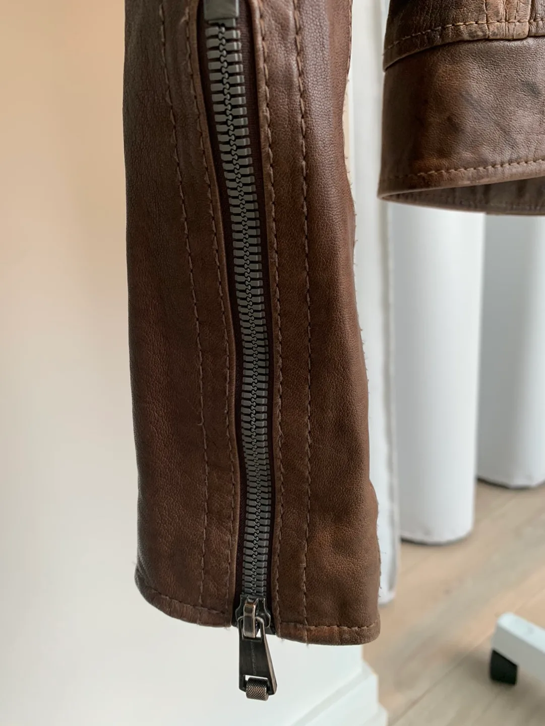 Brown Leather Jacket image indicator(4)