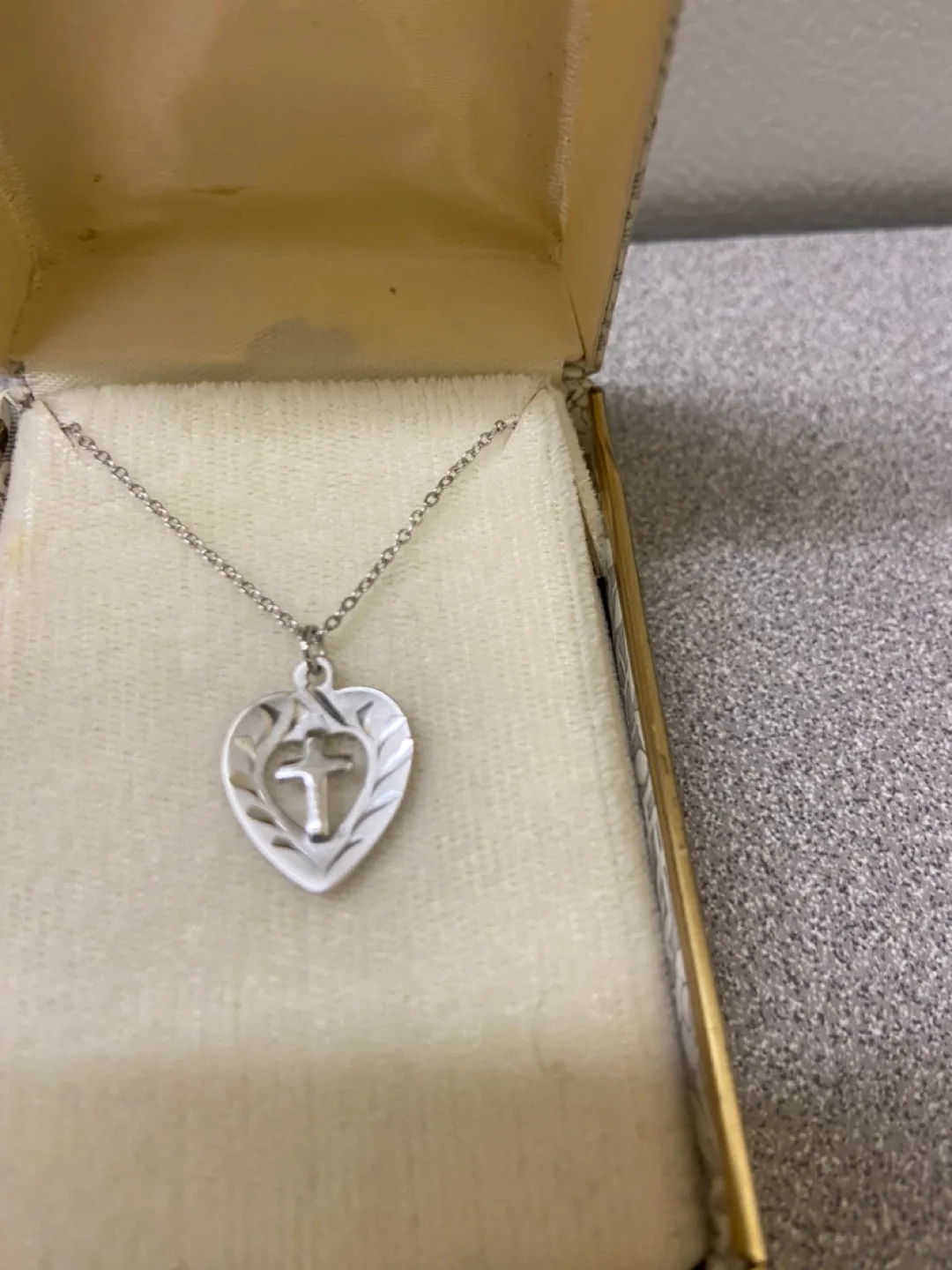 Silver Heart Cross Necklace image indicator(3)