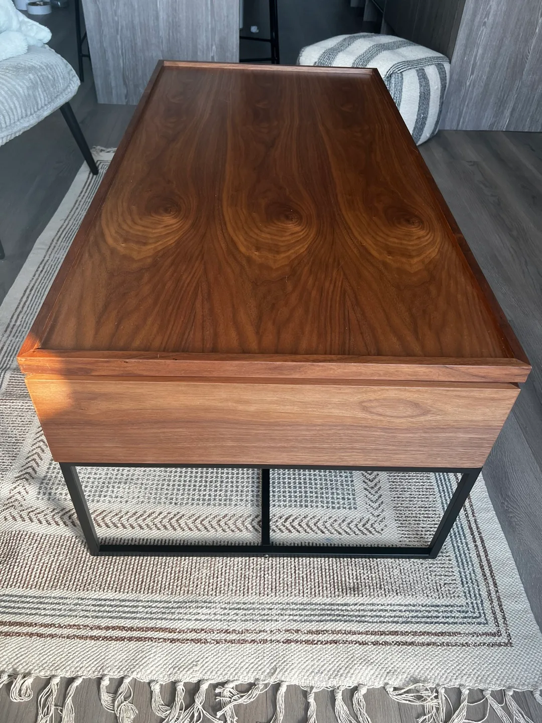 Coffee Table with storage image indicator(3)