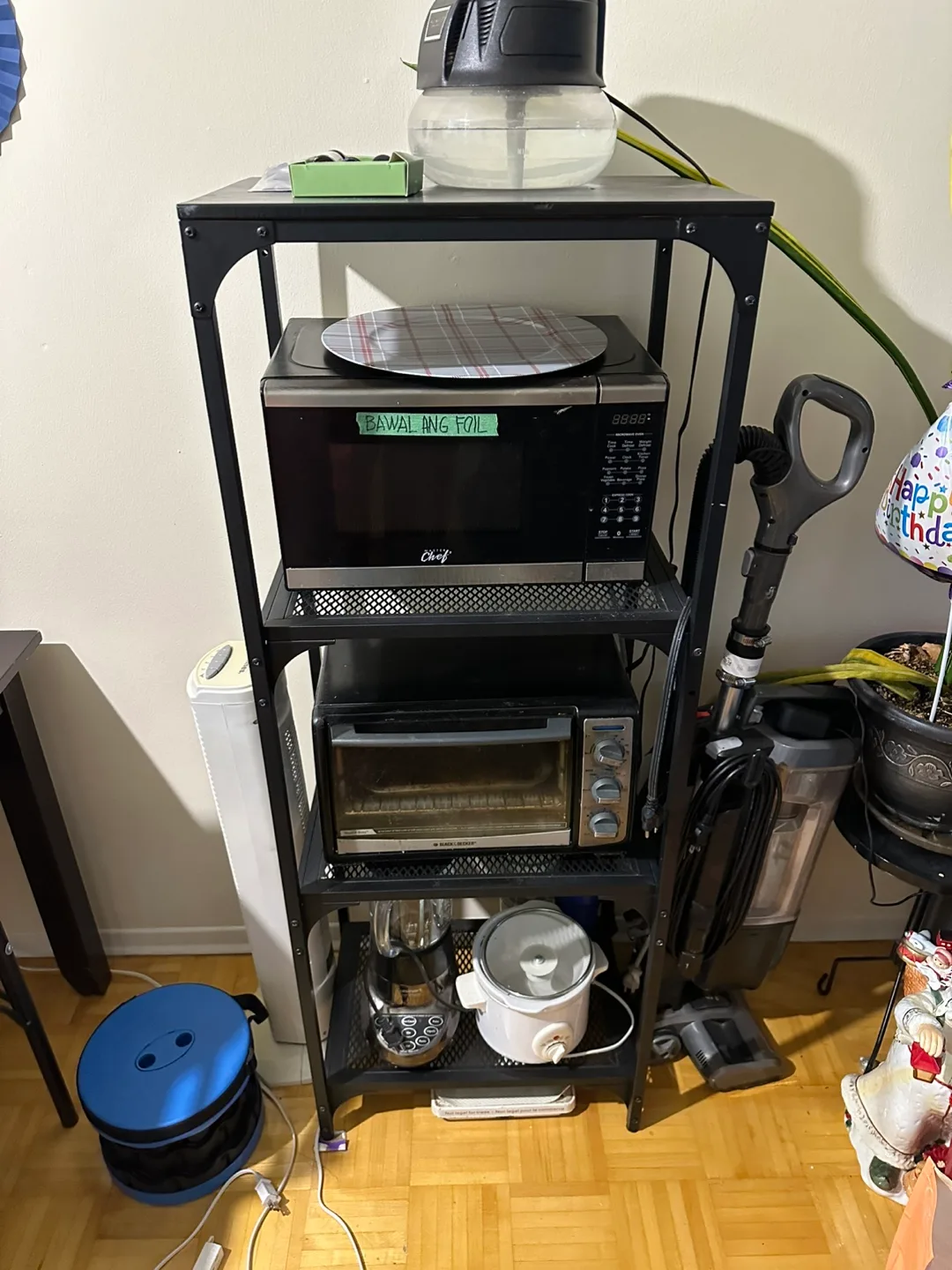 Black Metal Shelving Unit thumbnail