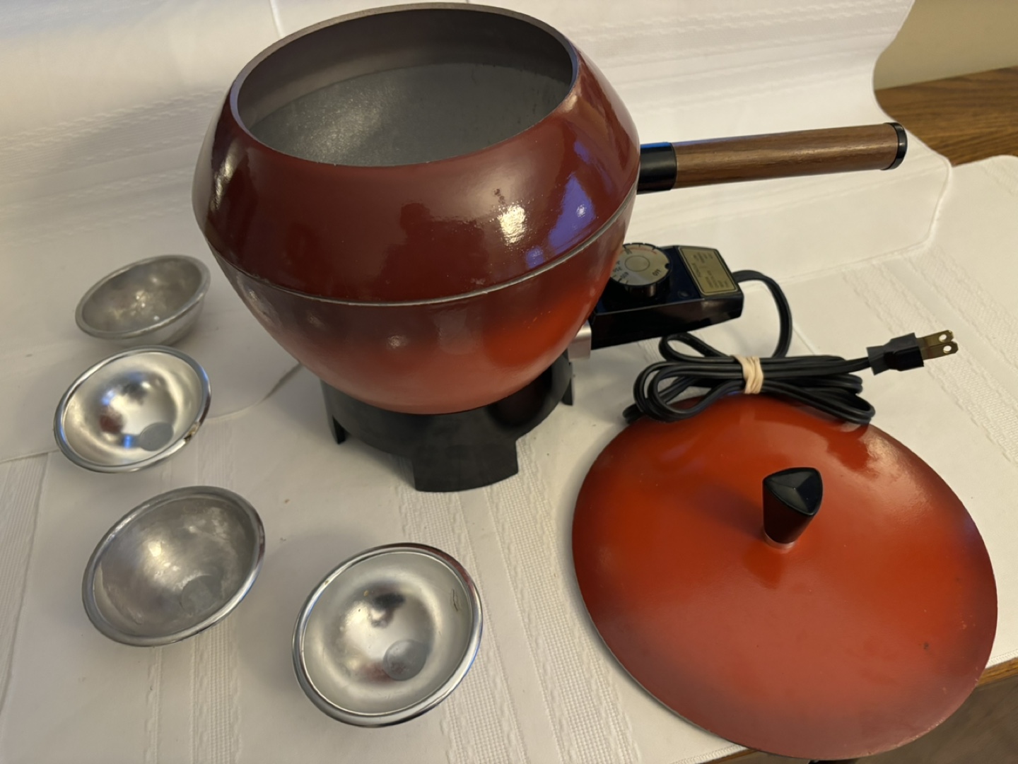 Vintage Electric Fondue Set - photo 3