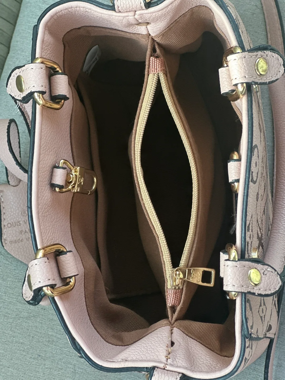 Pink  Handbag image indicator(3)