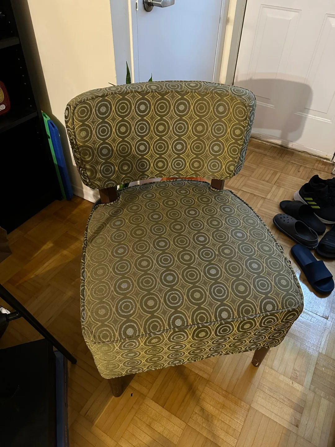 Mid-Century Modern Armchair thumbnail