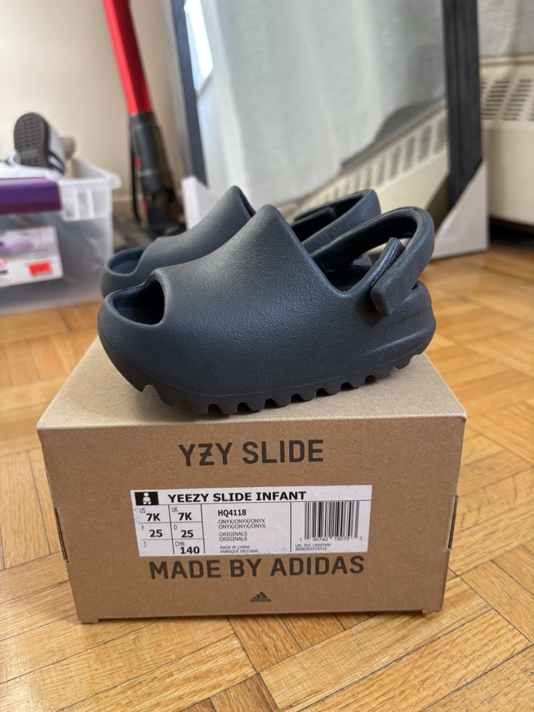 Yeezy Slide Infant Size 7C