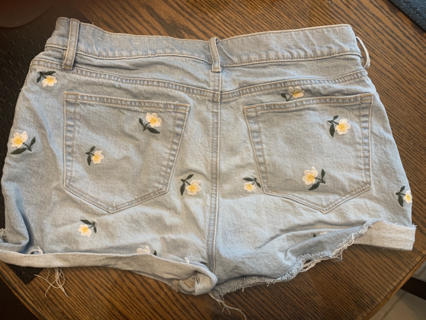 Loft Floral Embroidered Denim Shorts - photo 5