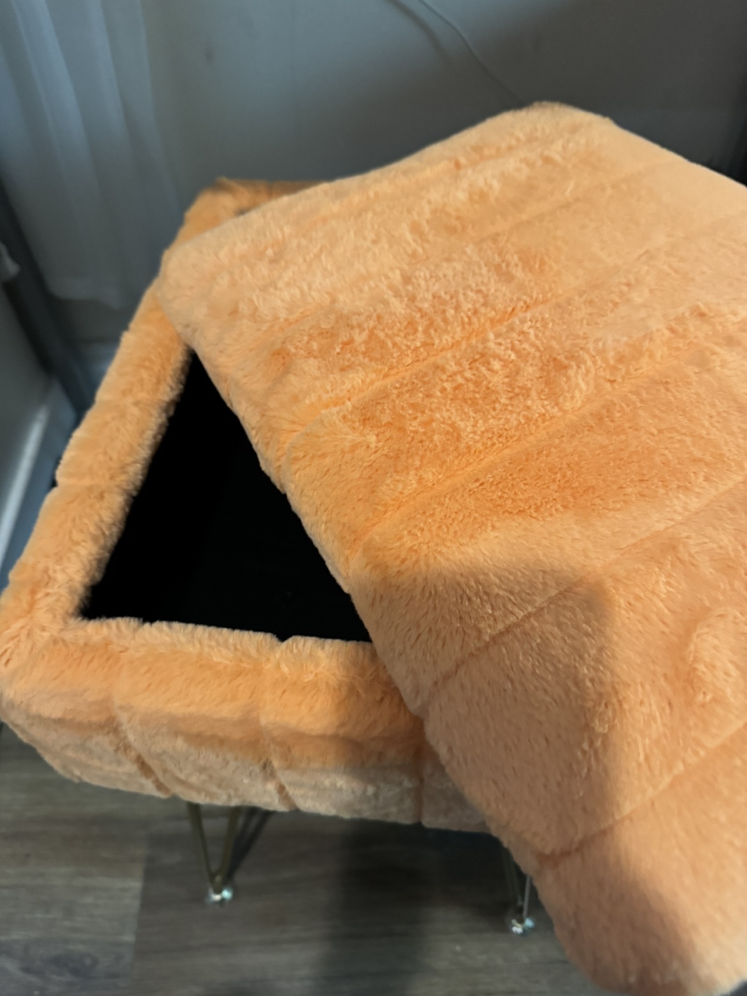 NEW never been used vanity stool - photo 3