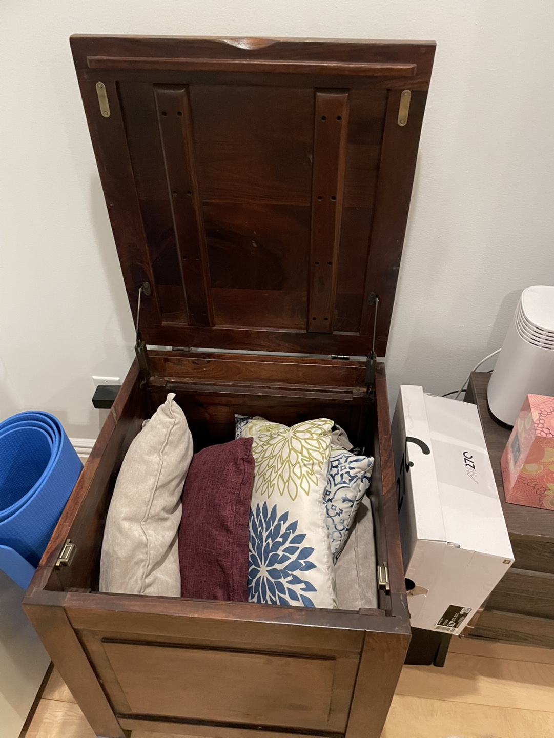 Wooden Storage Ottoman - photo 3
