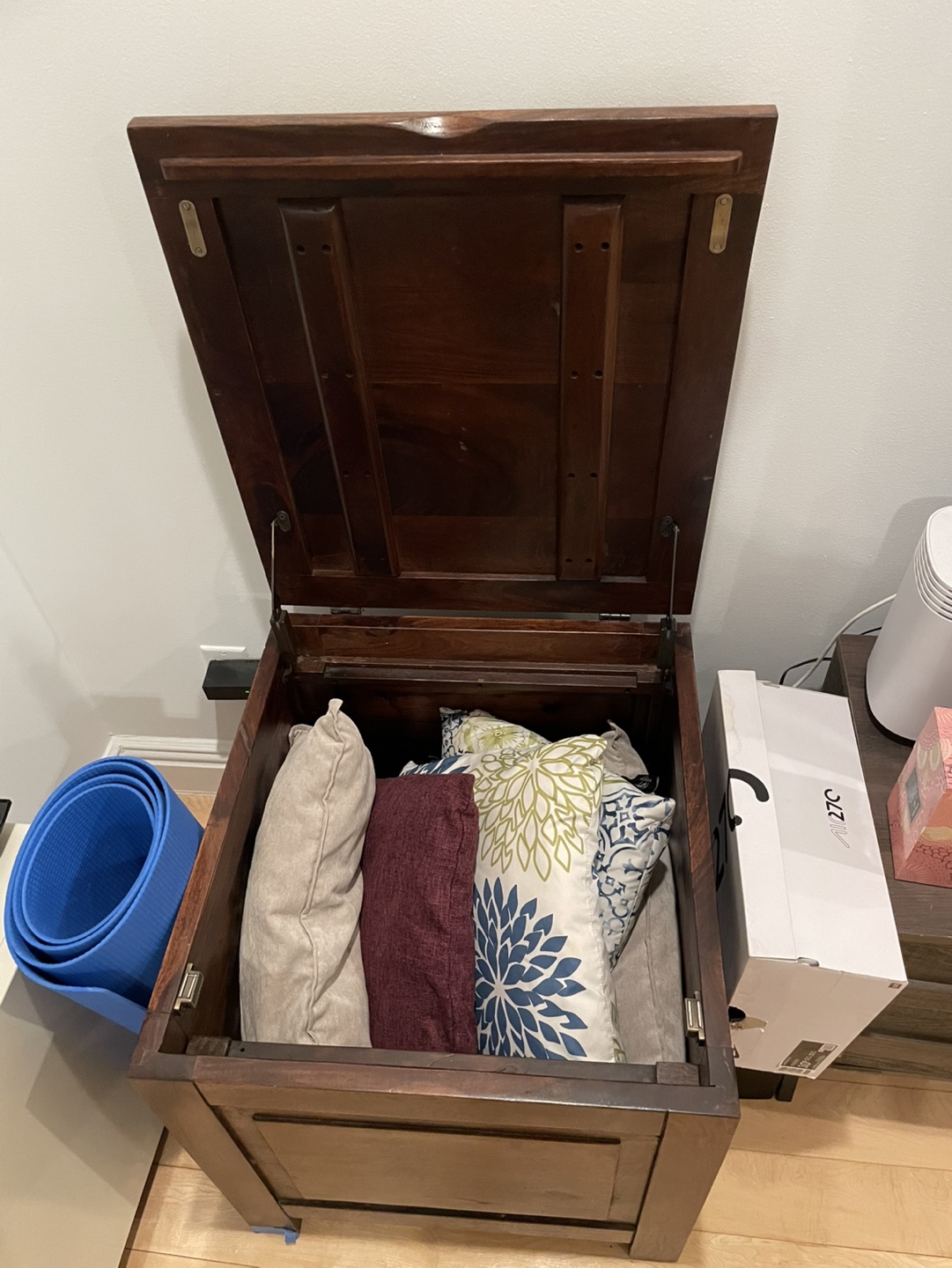 Wooden Storage Ottoman - photo 4