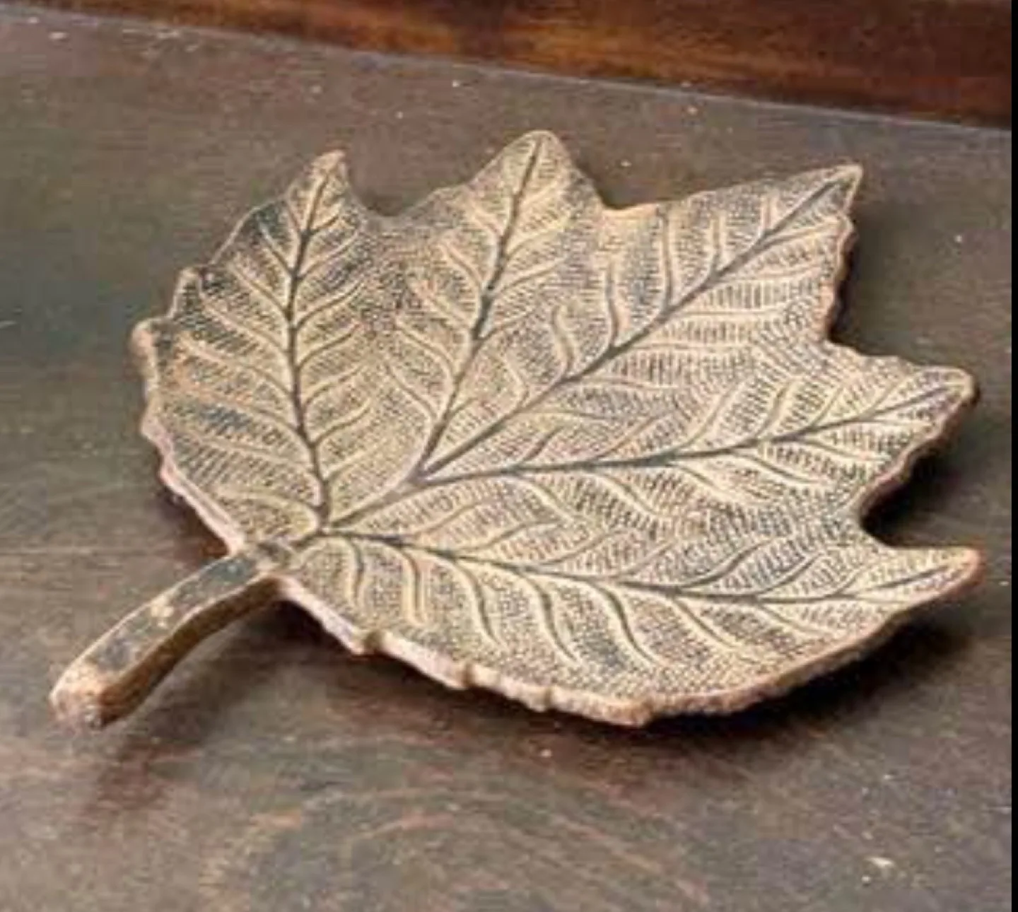 Glass Leaf Decorative Accent, Like New image indicator(4)