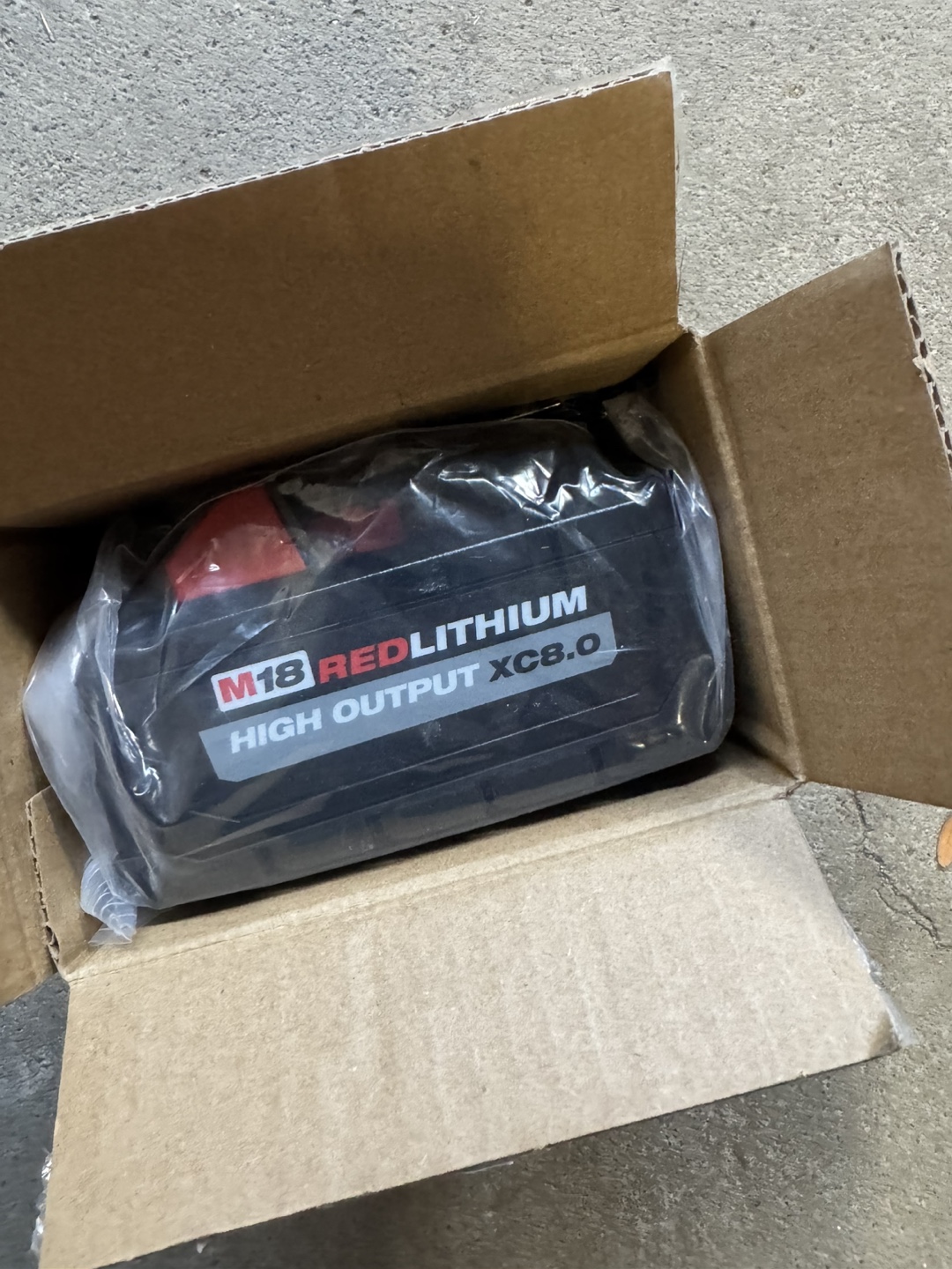 Milwaukee M18 RedLithium XC8.0 Battery - photo 2