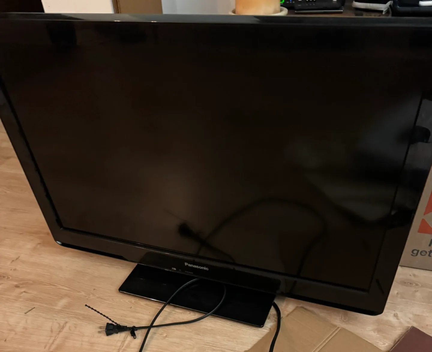 Panasonic 32 inch TV thumbnail