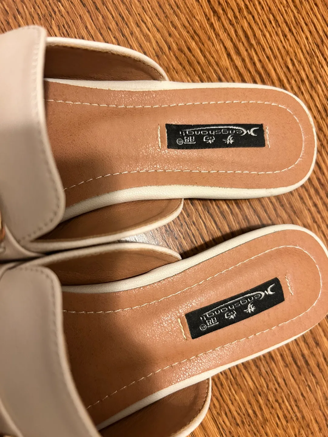 Mules with Pearl Chain image indicator(3)