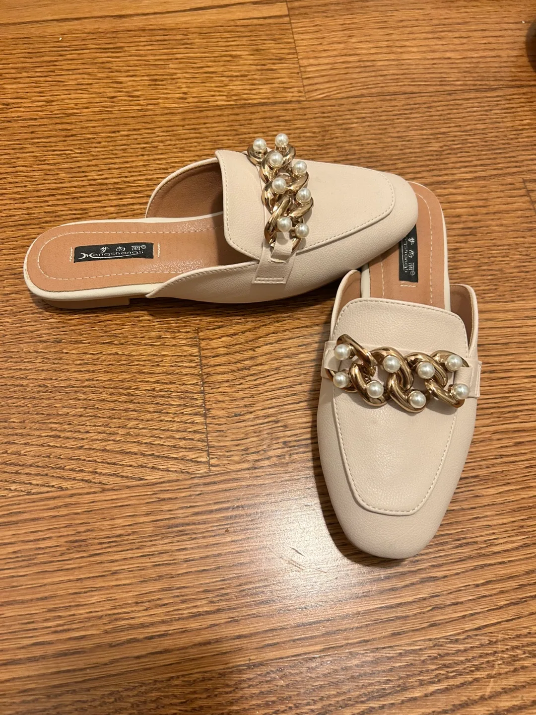 Mules with Pearl Chain image indicator(2)