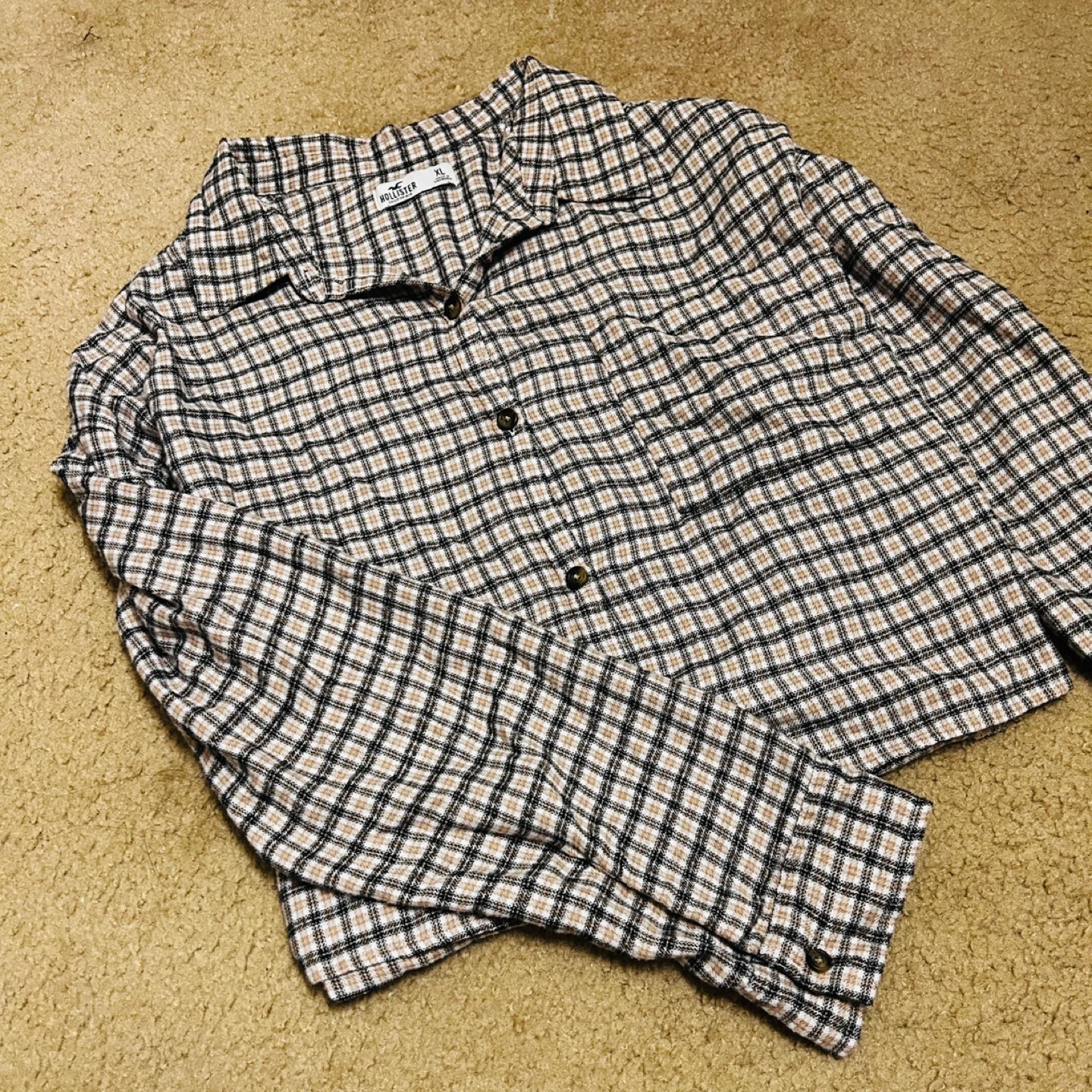 Hollister - Crop Plaid Button Up Shirt image indicator(2)