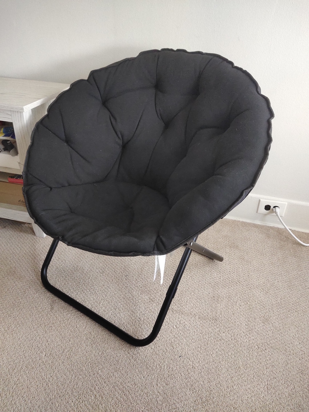 2 Black Folding Chairs and End Table - photo 4