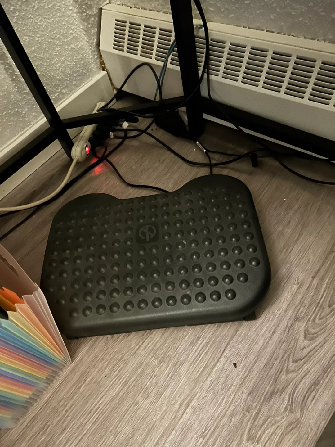 Desktop Computer with Monitor/Keyboard ➕ image indicator(3)