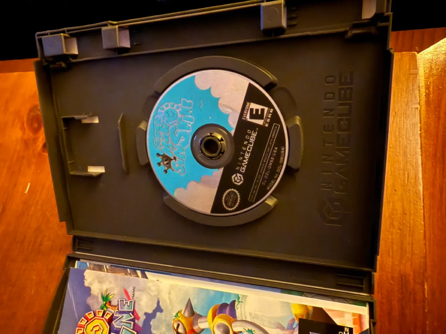 Super Mario Sunshine GameCube - Pre-owned image indicator(2)