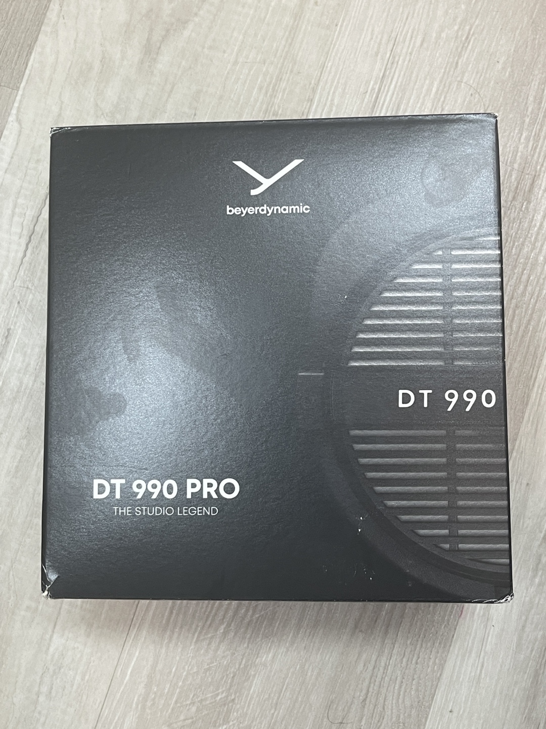 Beyerdynamic DT 990 Pro Headphones - photo 2