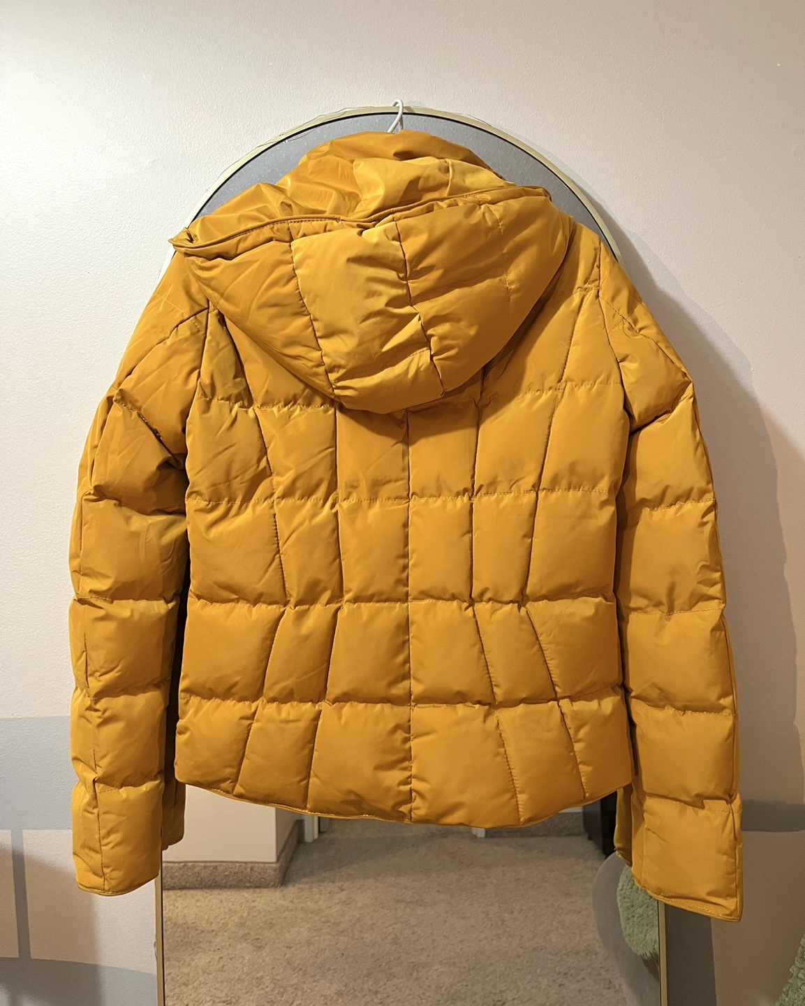 MOVING!! Tokyo Laundry Mustard Yellow Puffer Jacket - photo 2
