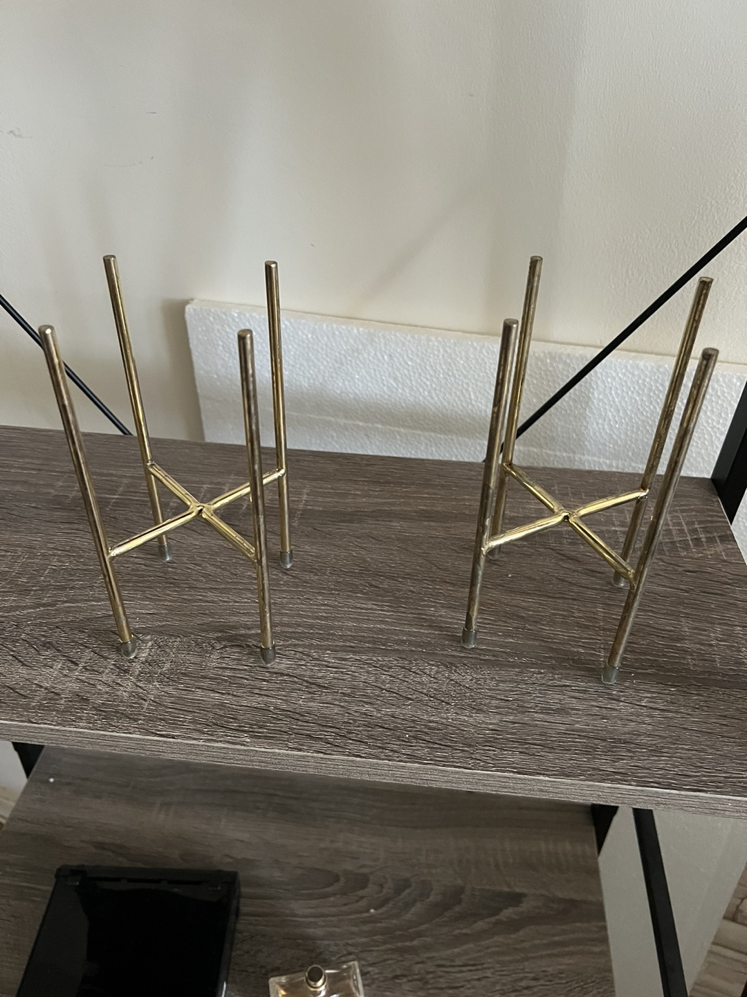 Set of 2 Gold Plant Stands - photo 3